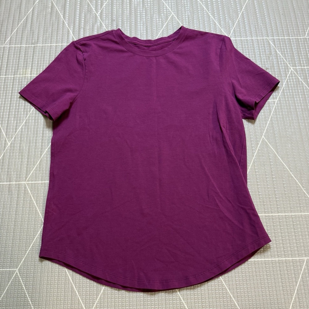 Lululemon Love Crewneck Short Sleeve 6 Cranberry Maroon EUC Cotton